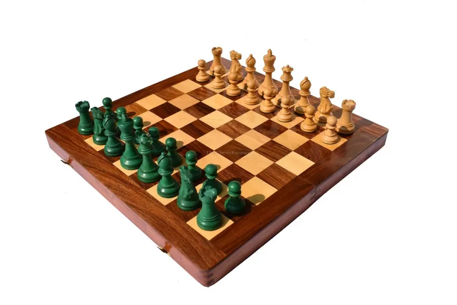 obrazek 1 Cudowne pionki szachowe wykonane z bukszpanu z planszą - The Chess Empire