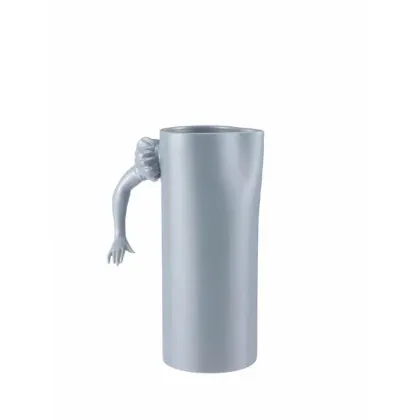 Zdjęcie Nieszablonowy dzban na wodę do kreatywnych aranżacji