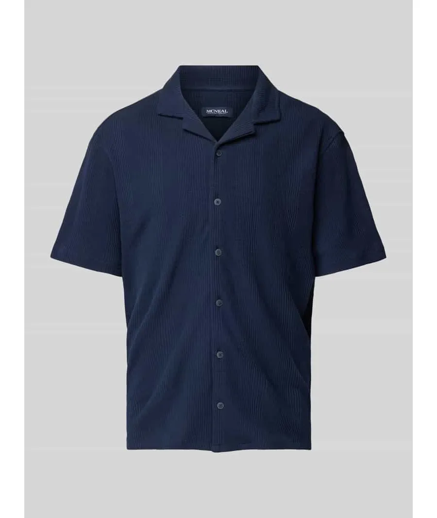 obrazek 1 Koszula casualowa o kroju regular fit z kołnierzem z połami