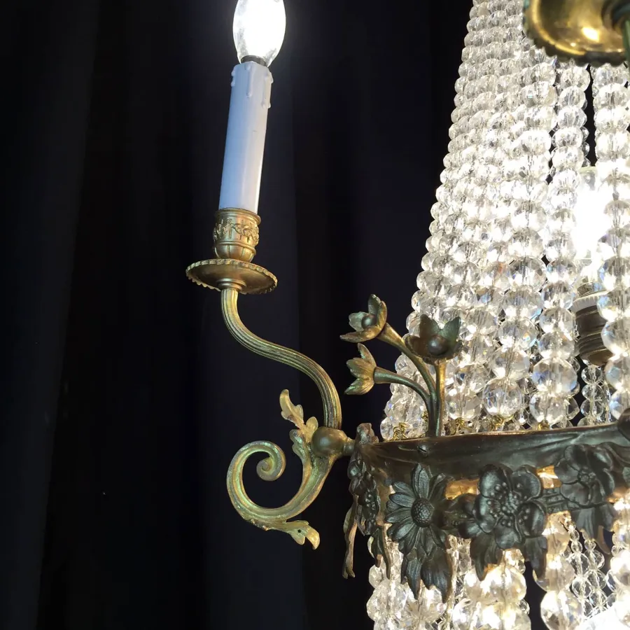 obrazek 2 Elegancki XIX-wieczny żyrandol Empire z kryształu i złoconego brązu