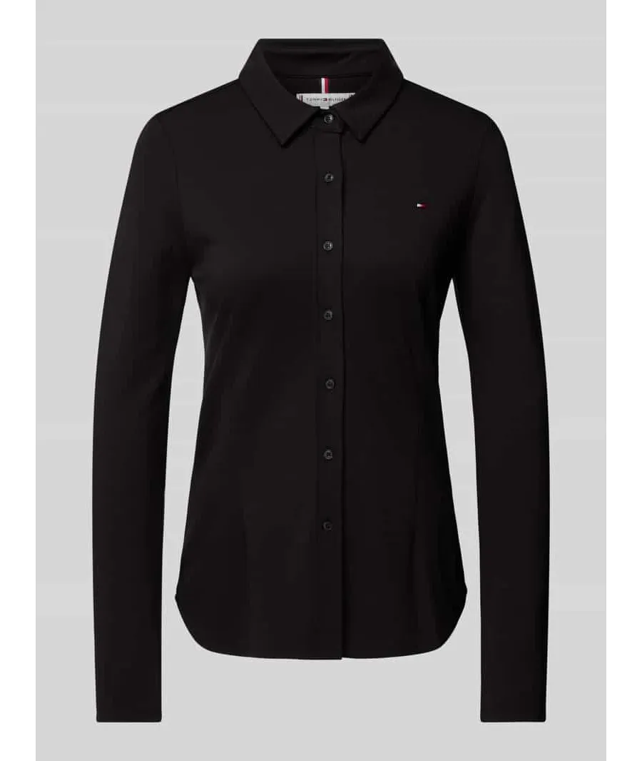 obrazek 1 Bluzka koszulowa o kroju slim fit z wyhaftowanym logo