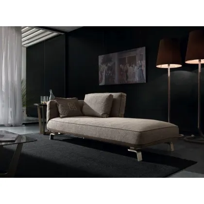 Picture A stunning chaise longue from the Oscar series for the living room or bedroom