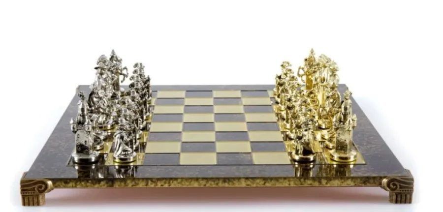 picture 6 Unique chess set – Medieval Knights!