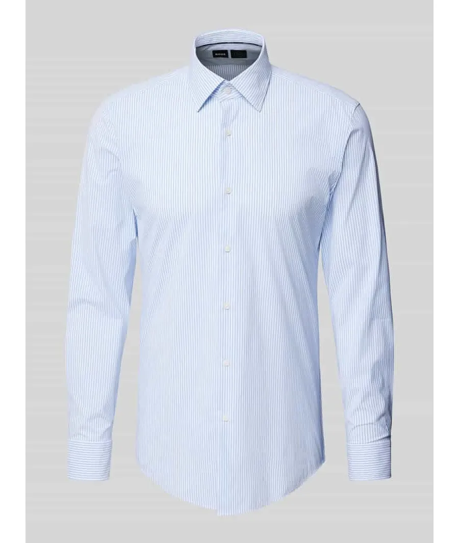 obrazek 1 Koszula biznesowa o kroju slim fit z kołnierzykiem typu kent model ‘Hank’