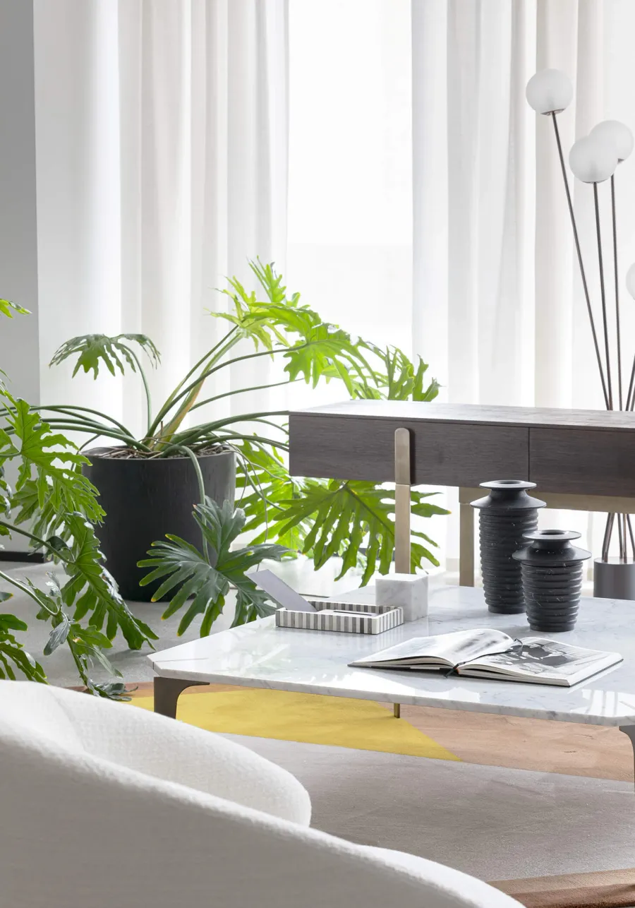 obrazek 6 Piękna włoska konsola do salonu lub sypialni - styl modernistyczny