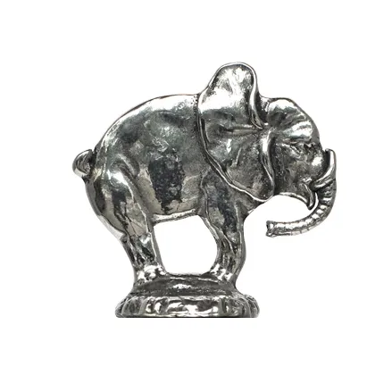 Zdjęcie Wyjątkowy nożyk do papieru z figurką słonia