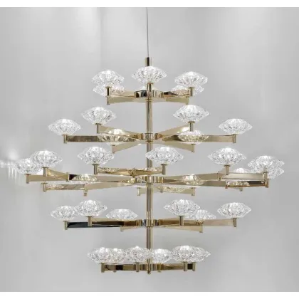 Zdjęcie Luksusowy żyrandol w stylu art deco wykonany z mosiądzu z włoskimi ręcznie wycinanymi miseczkami Crystal - Il Paralume Marina