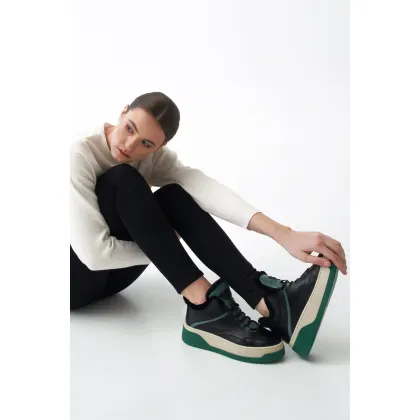 Zdjęcie Estro: Zielone zimowe sneakersy damskie z futerkiem