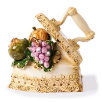 Zdjęcie Wspaniała figurka ozdobna z ceramiki na biurko