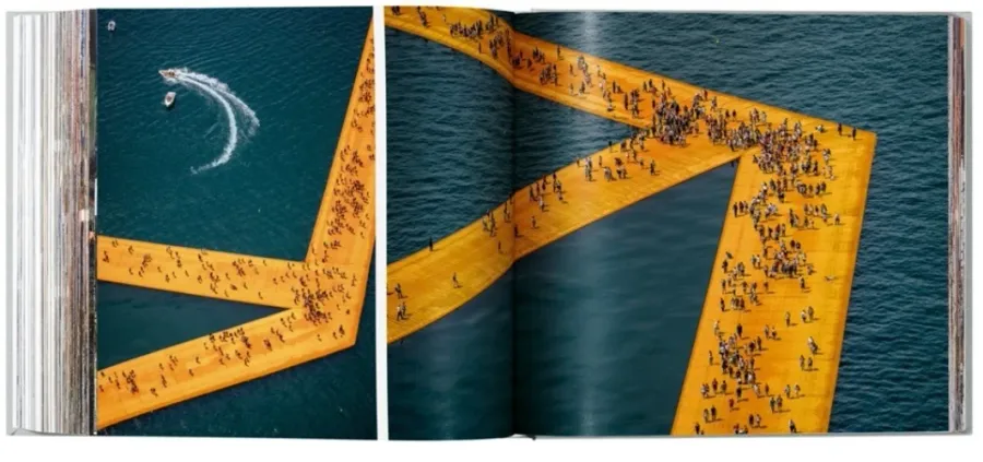 obrazek 8 Książka Christo and Jeanne-Claude. The Floating Piers, Art Edition No. 21–40 (Collage) - Taschen