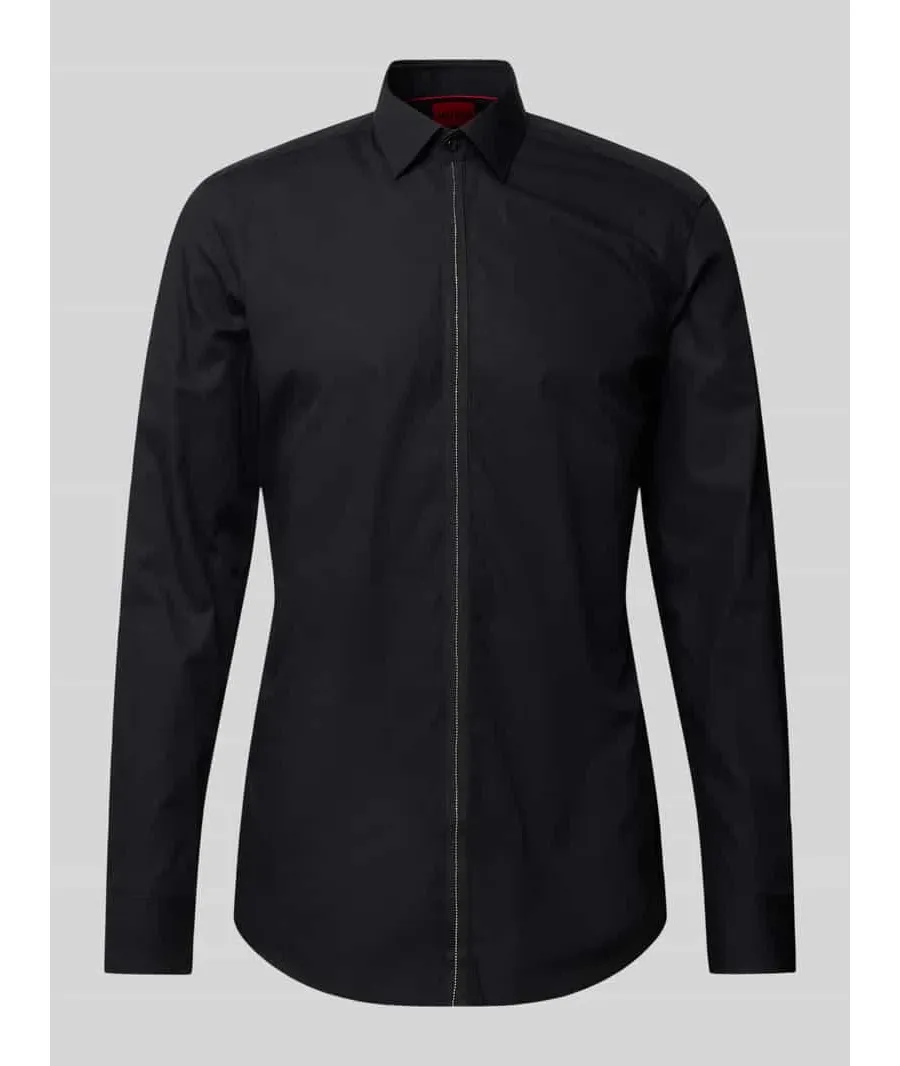 obrazek 1 Koszula biznesowa o kroju slim fit z kołnierzykiem typu kent model ‘Keidi’