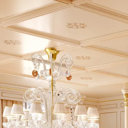 Zdjęcie Luksusowe panele sufitowe wykonane z orzecha