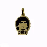 Zdjęcie Wisiorek Diego Armando Maradony. Bóg futbolu. wymiary 18x18mm.