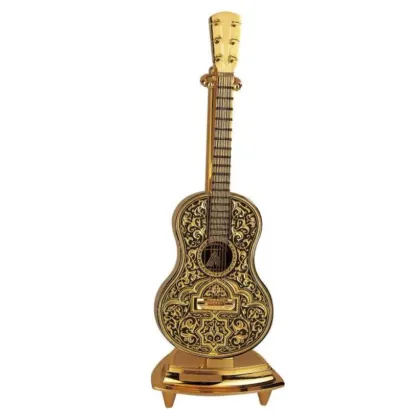 Zdjęcie Piękna gitara dla miłośnika muzyki na prezent