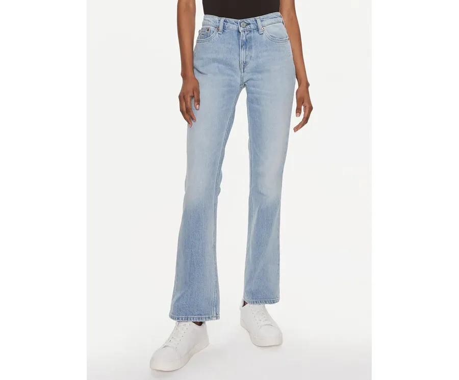 obrazek 1 Tommy Jeans Jeansy Maddie DW0DW17609 Niebieski Straight Fit