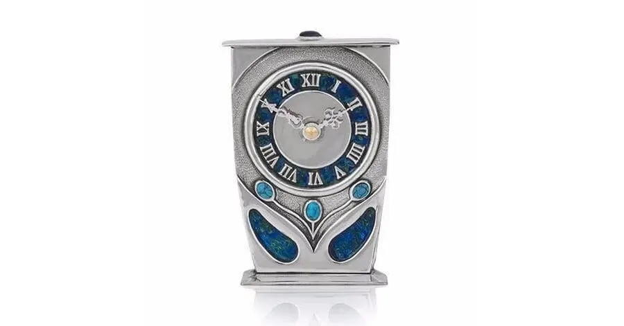 obrazek 1 Niepowtarzalny zegar Archibalda Knoxa model 39 – stylowy prezent