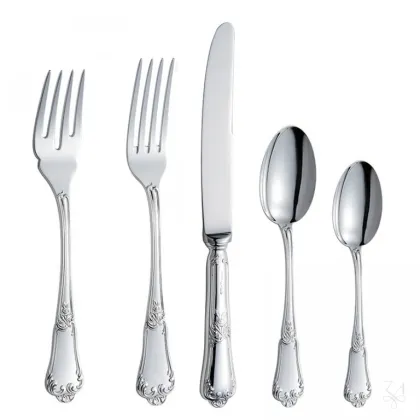 Zdjęcie Bogato zdobiony 5-elementowy zestaw sztućców w skrzynce - Zaramella Argenti