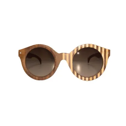 Zdjęcie Nietuzinkowe, drewniane okulary o ciekawym designie - Legno Light