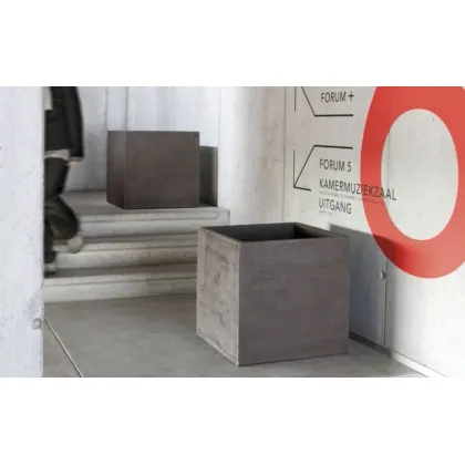Zdjęcie Prestiżowa donica na taras Cube - Atelier Vierkant