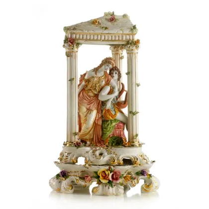 Zdjęcie Stylowa figurka ceramiczna dwóch postaci w stylu barokowym - Ceramiche ML