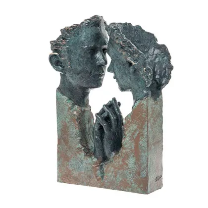 Zdjęcie Romantyczny posąg dwojga ludzi