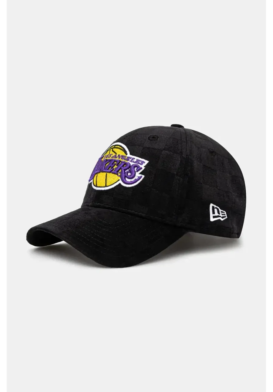 obrazek 1 New Era czapka z daszkiem welurowa Tonal Check 940 Lakers kolor czarny z aplikacją 60595440