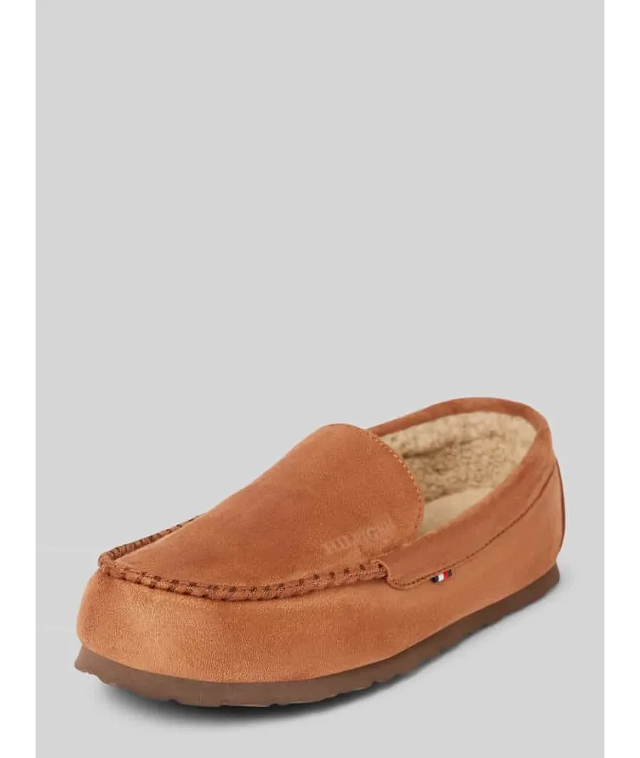 obrazek 1 Tommy Hilfiger Kapcie Driver House Shoe FM0FM05224 Brązowy