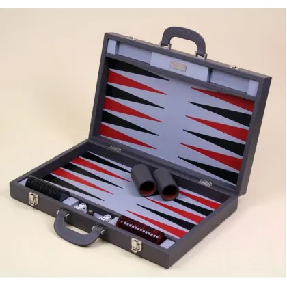 Zdjęcie Niezwykły drewniano-skórzany komplet do rozgrywek w Backgammon