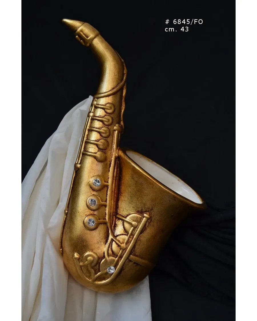 obrazek 1 Fantastyczna statuetka saksofonu z ceramiki na upominek