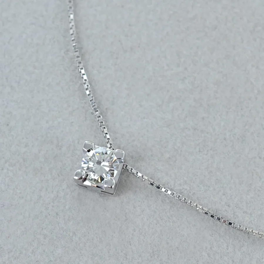 obrazek 4 Stylowy włoski naszyjnik z dużą zawieszką z diamentem