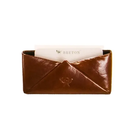 Picture A beautiful, leather envelope-shaped business card holder - Absolute Breton