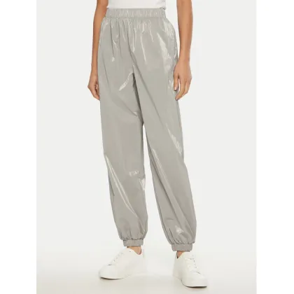 Zdjęcie Guess Spodnie dresowe V5RB09 WGUJ0 Szary Regular Fit