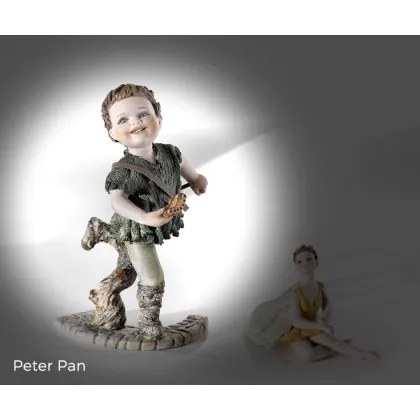 Zdjęcie Figurka Piotruś Pan wykonana z porcelany - Sibania