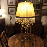 Picture Living room lamp in wrought iron and brass with hand-decorated flowers
