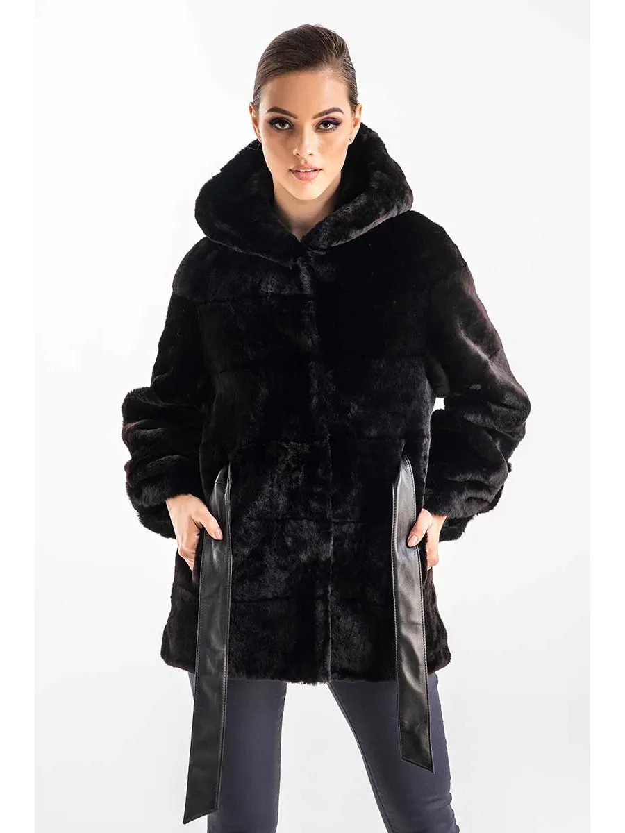 picture 1 Beautiful feminine lamb fur coat - A&A Vesa
