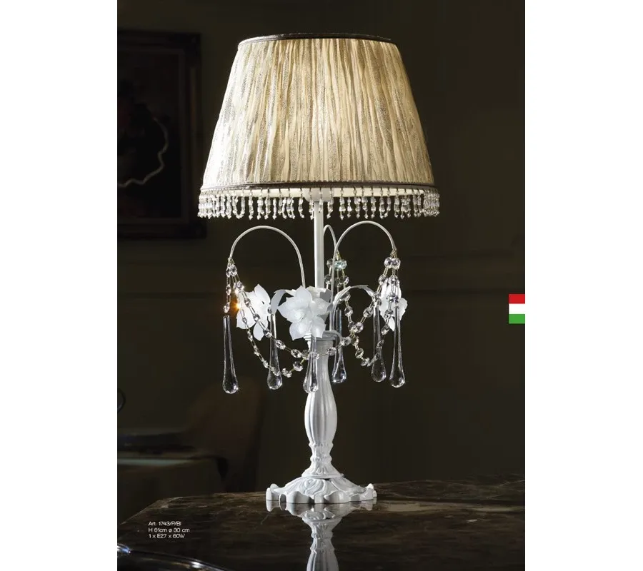 obrazek 1 Stylowa lampa stołowa z białego metalu z białymi szklanymi różami - Il Paralume Marina