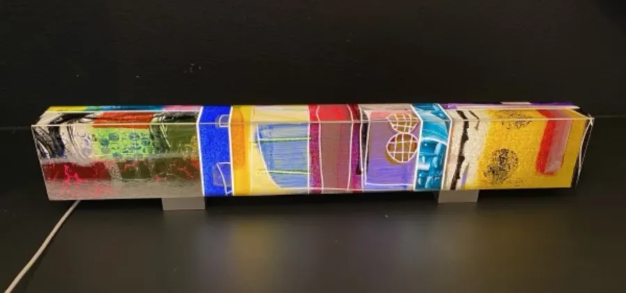 obrazek 1 Prestiżowa lampka biurkowa "Obiekt 5496" - idealna ozdoba na biurko