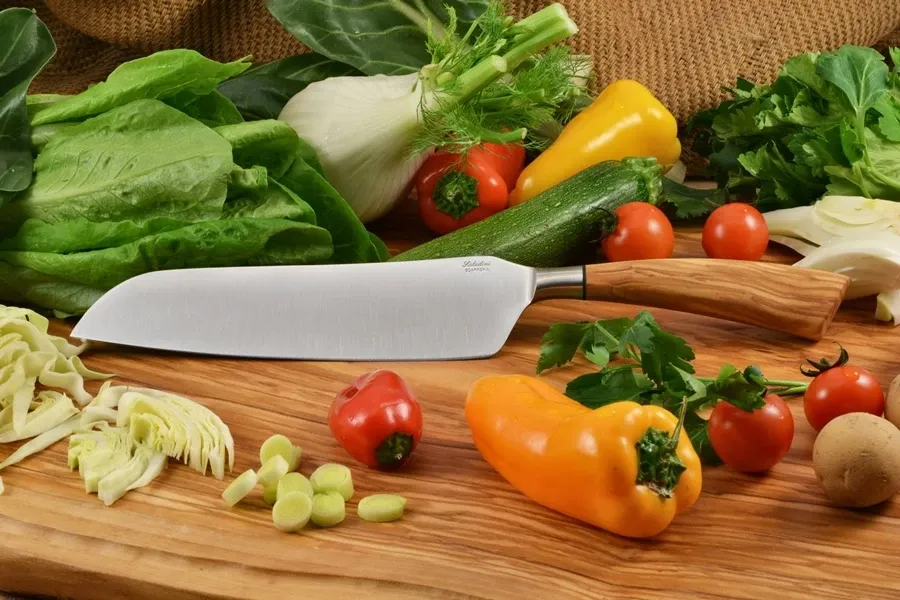 obrazek 5 Praktyczny nóż do szynki luksus od marki Saladini