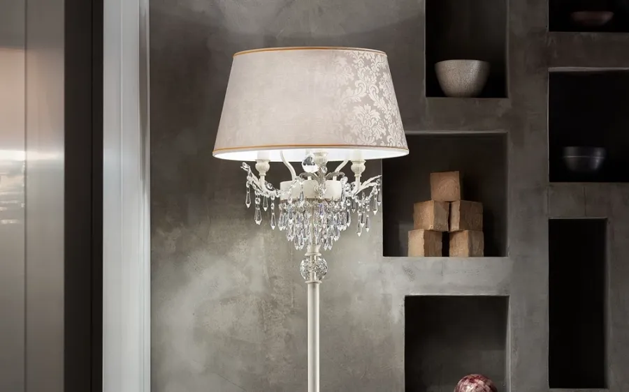 obrazek 4 Stojąca lampa do ekskluzywnego salonu - Luxury Products