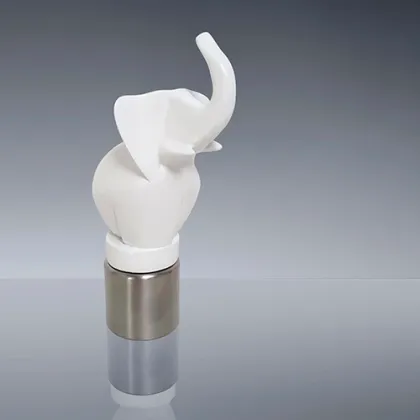 Zdjęcie Fantastyczna ozdoba na butelkę wina