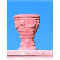 Picture Elegant terracotta garden pot - Fornace Masini