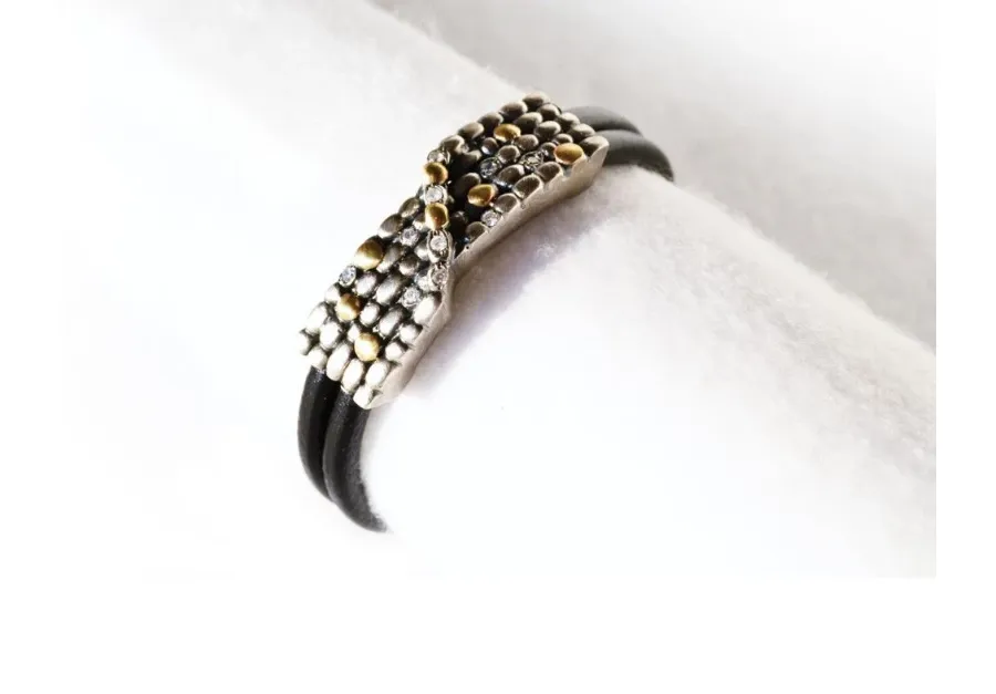 picture 2 Extraordinary bracelet made of silver, gold and leather