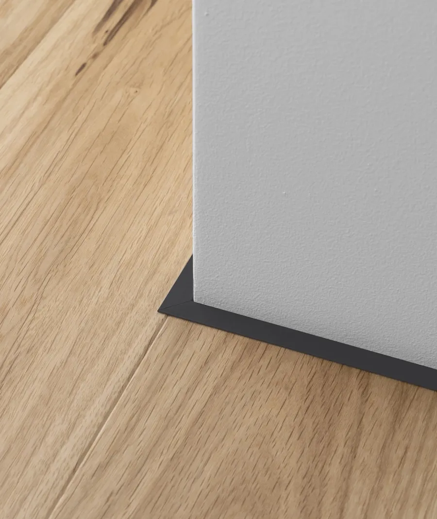 obrazek 1 200 x 1,6 x 0,1 cm Minileiste - (antracyt RAL 7016) - Minimalistyczna listwa przypodłogowa AL16X5-06
