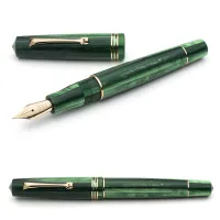 Picture Tasteful green fountain pen with a gold nib Leonardo