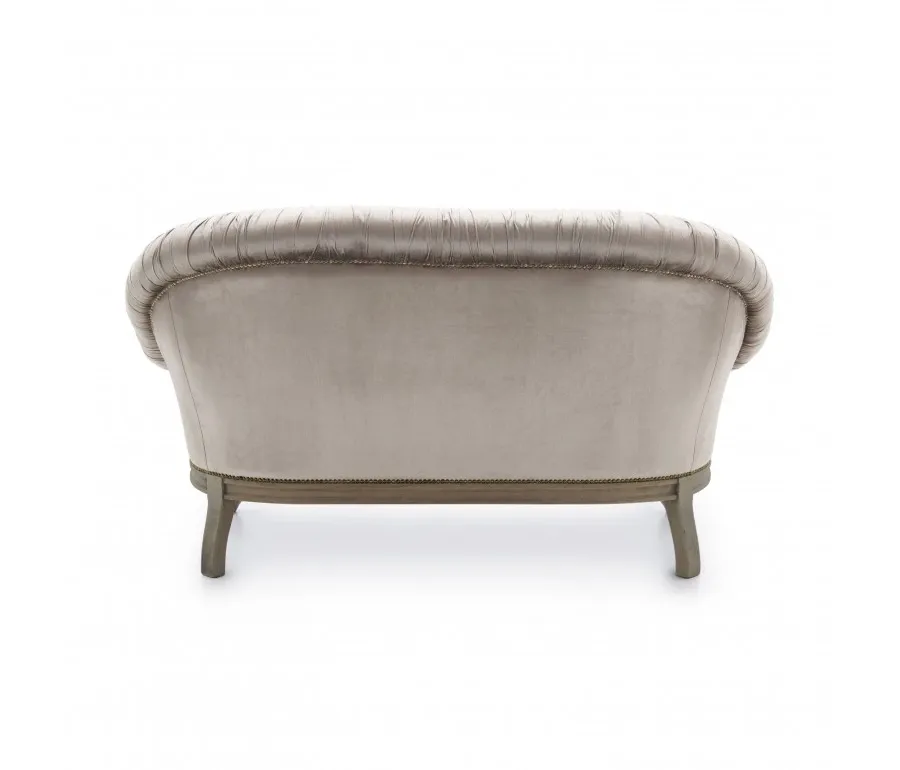 obrazek 2 Sofa w stylu klasycznym o szczególnie wyrafinowanym kształcie - Sevensedie