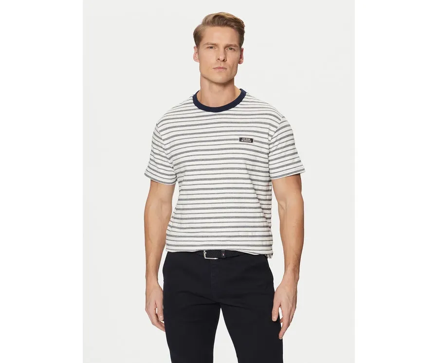 obrazek 1 Guess T-Shirt M5RP31 KCLF0 Biały Regular Fit