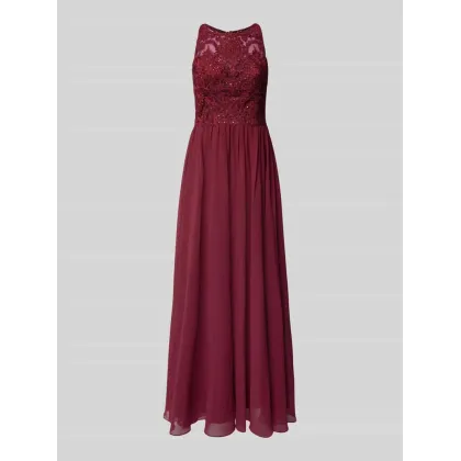 Zdjęcie Sukienka wieczorowa z kwiatowym obszyciem z koronki