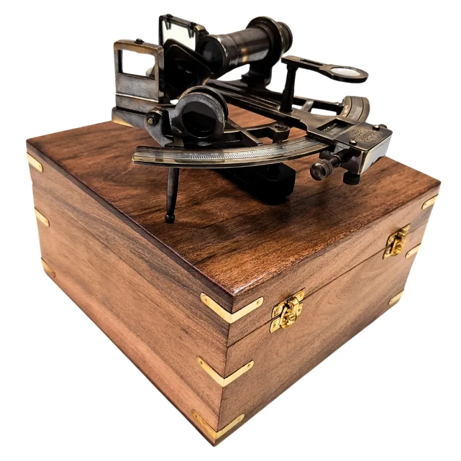 obrazek 2 Ekskluzywny Sekstans Marynistyczny w Pudełku z Litego Drewna Sekstant