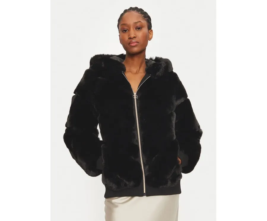 obrazek 1 Rinascimento Futro CFC0118311003 Czarny Regular Fit