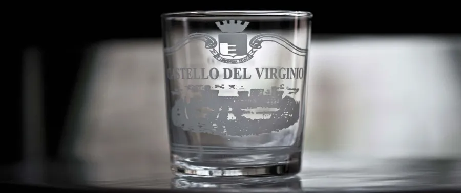 obrazek 3 Włoska elegancka karafka do wody - Virginia Casa